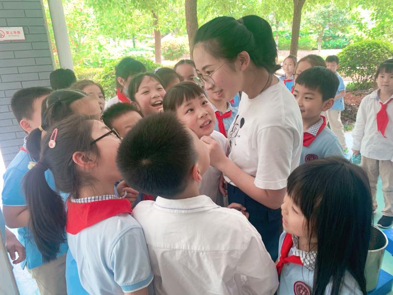 1596615306656061445.jpg 2.jpg